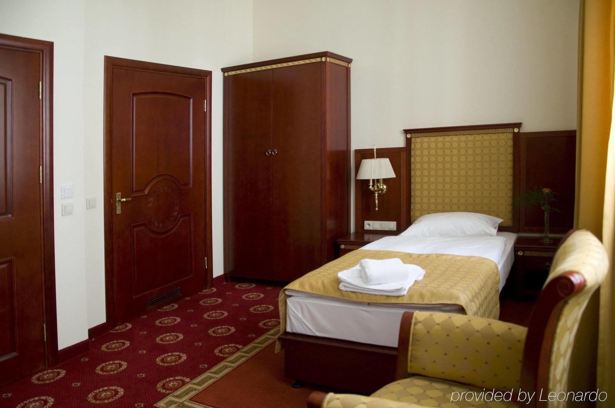 ורשה Hotel Holiday Park חדר תמונה